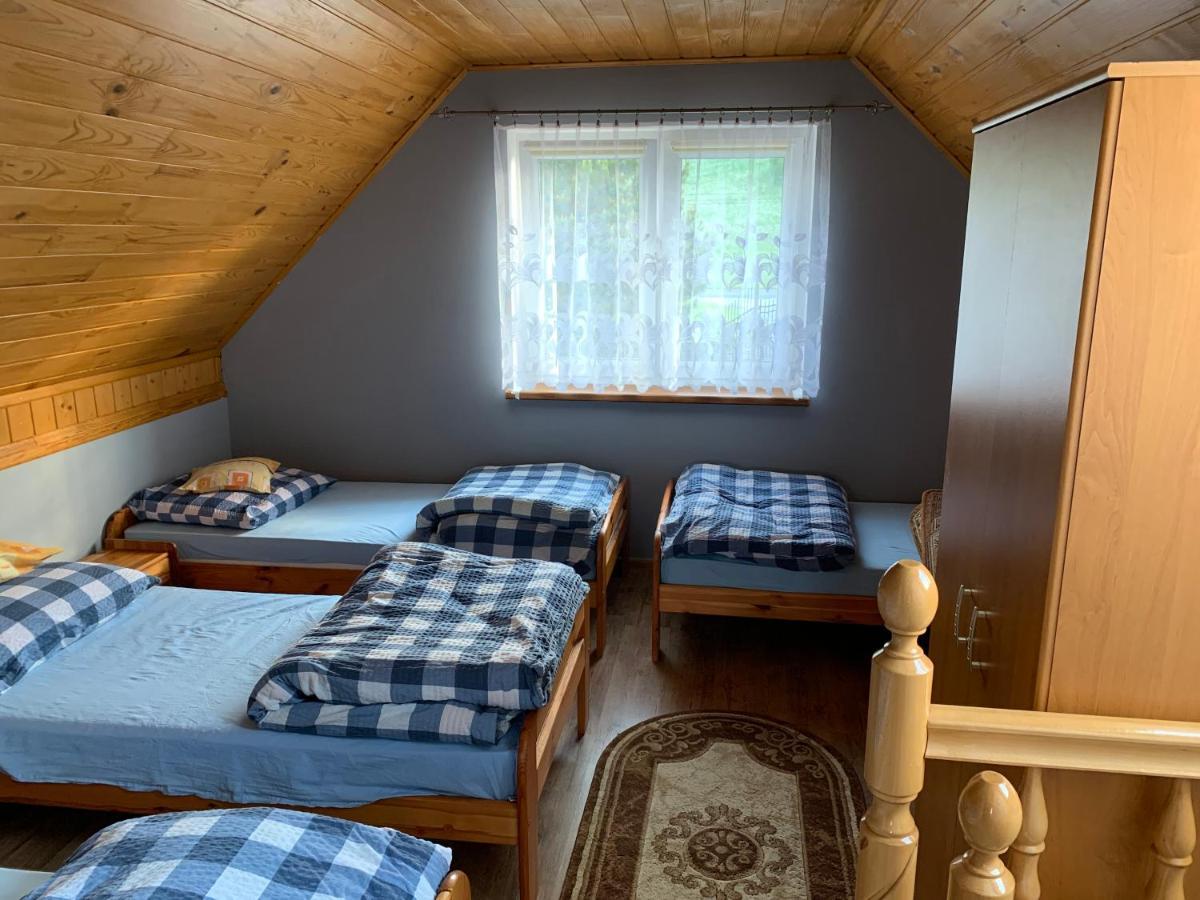 Domki Nad Stawem Uherce Uherce Mineralne Exterior foto