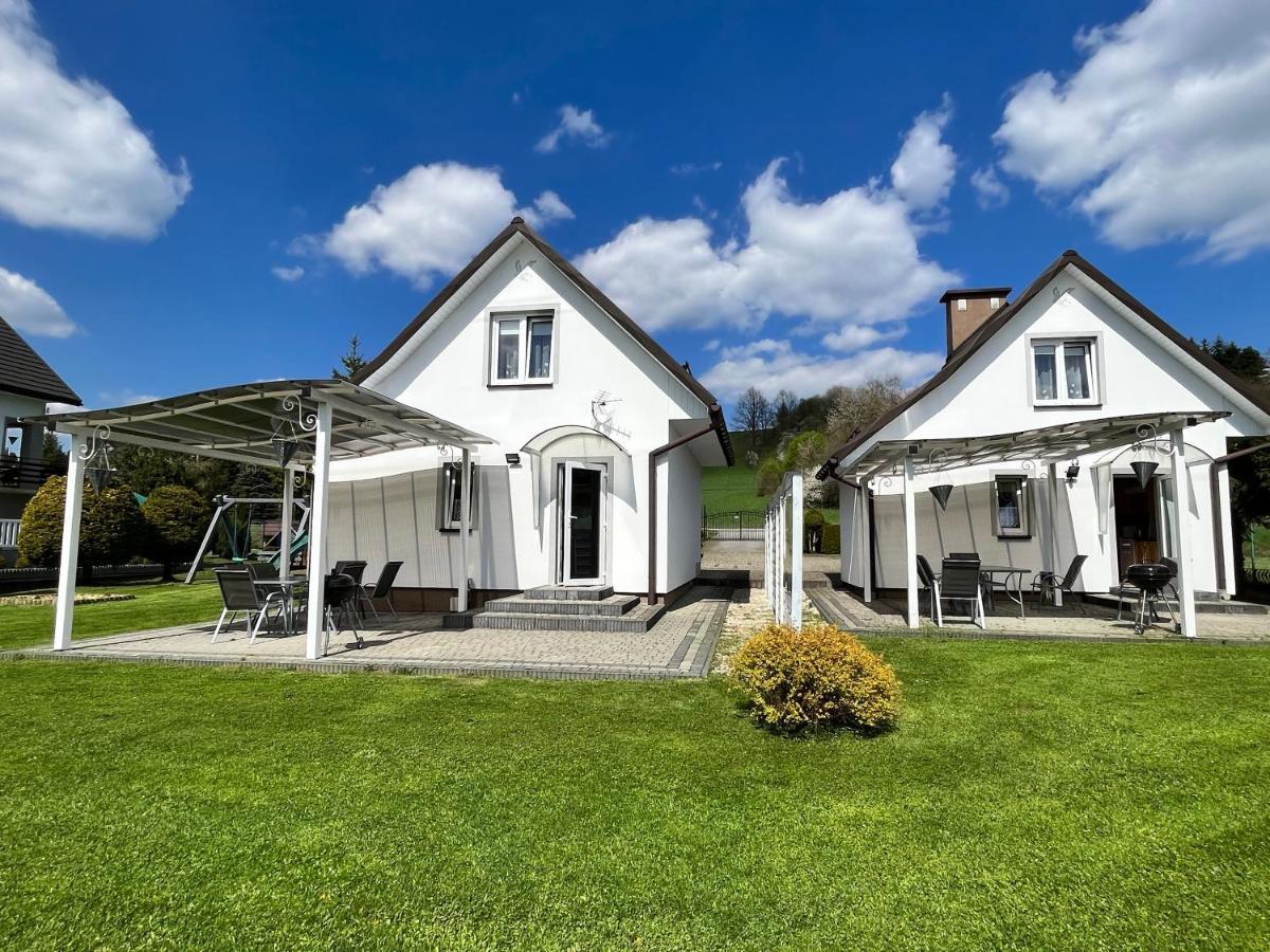 Domki Nad Stawem Uherce Uherce Mineralne Exterior foto